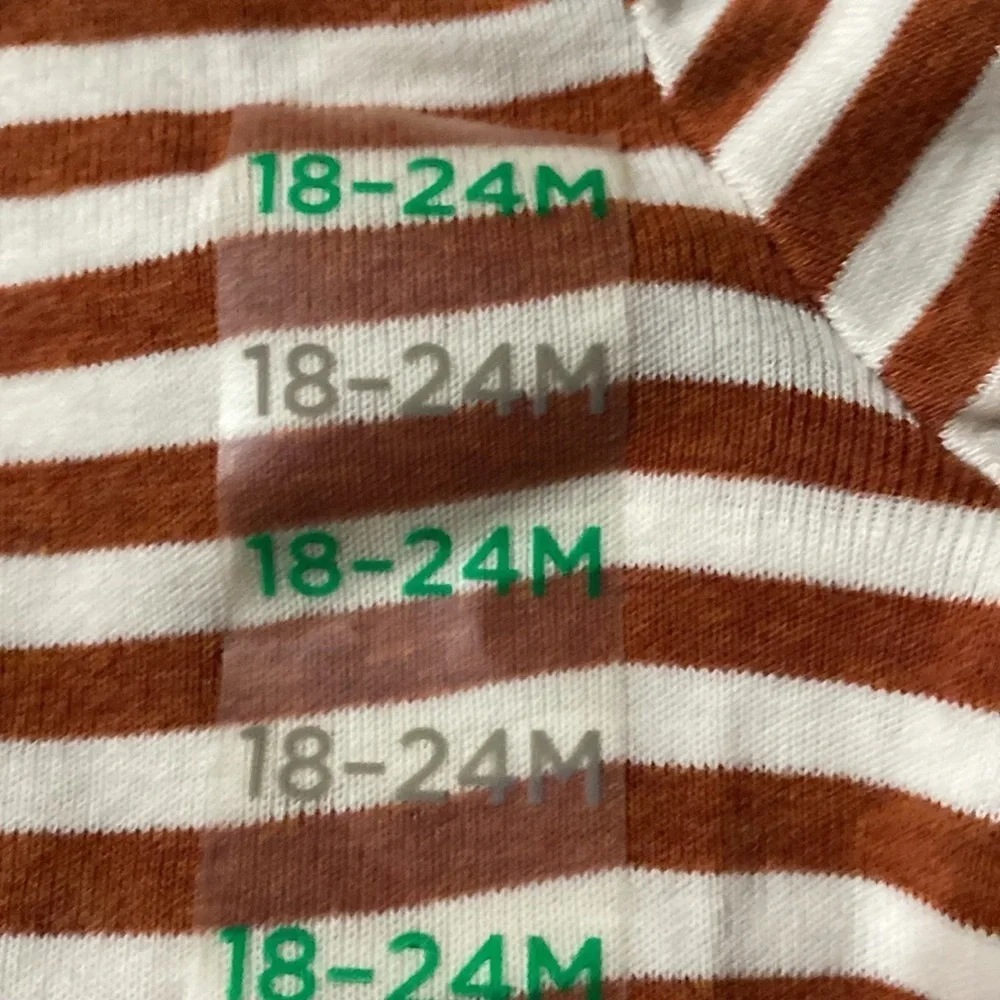 Two 18-24 Month Rompers - Picture 8 of 13